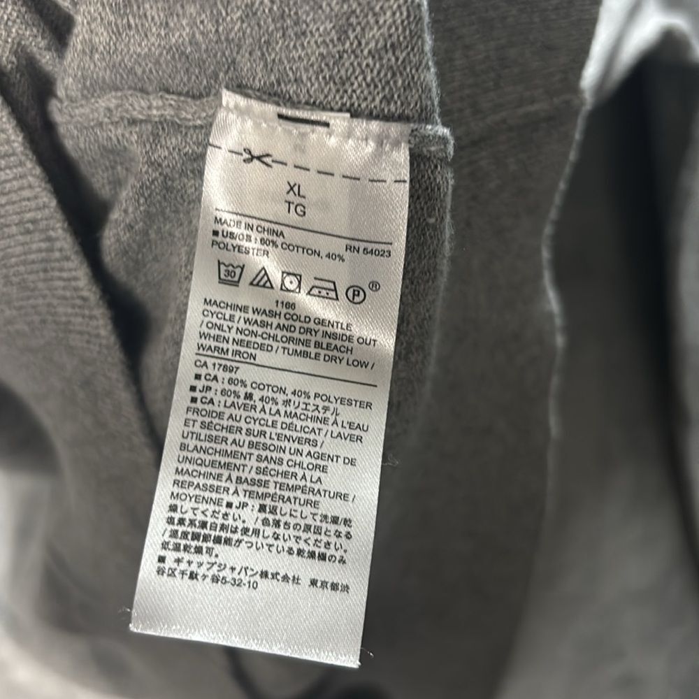 Banana Republic Gray Vneck Soft Sweater Size XL - Picture 7 of 8